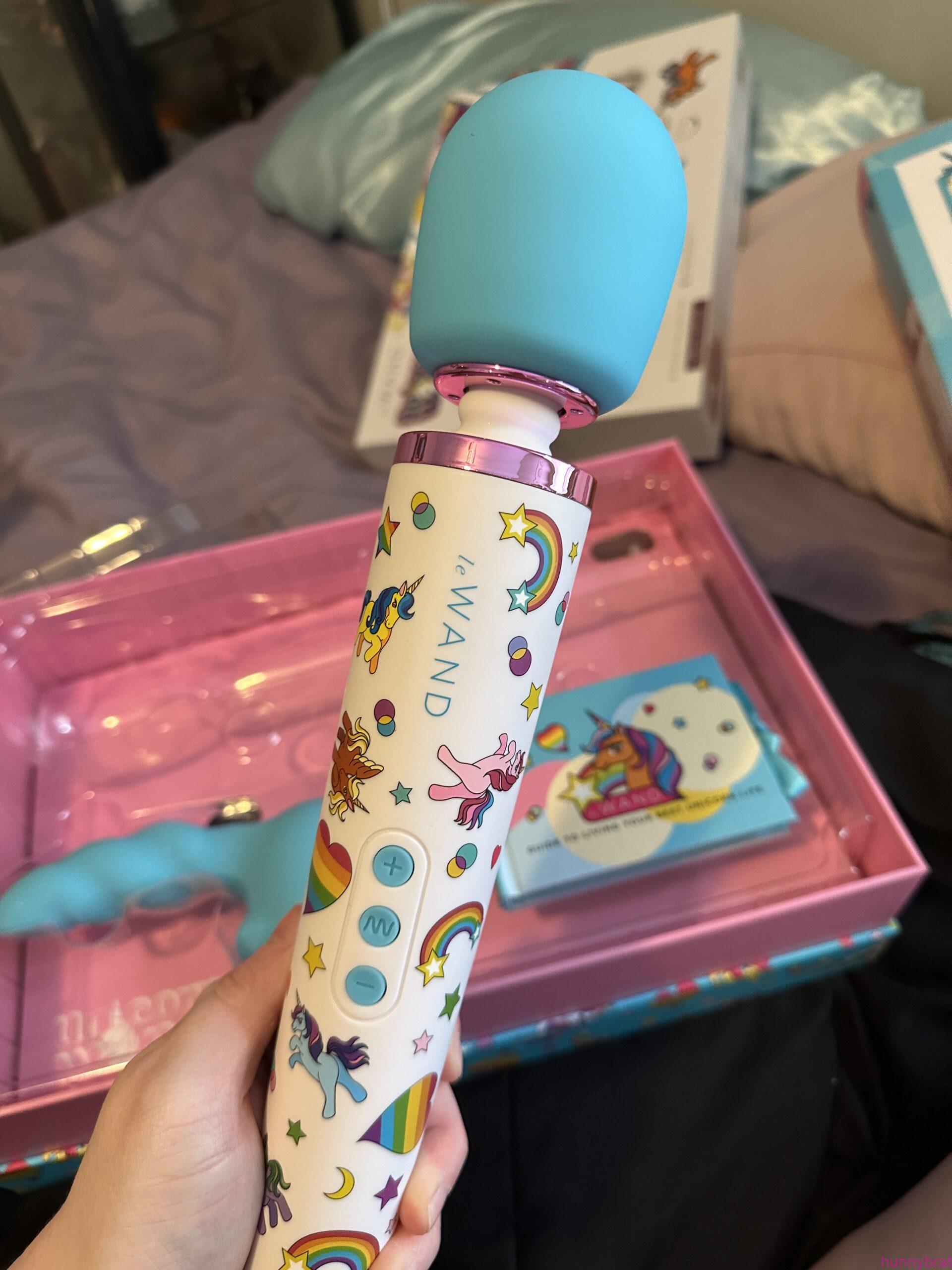 Le Wand Unicorn Vibrator